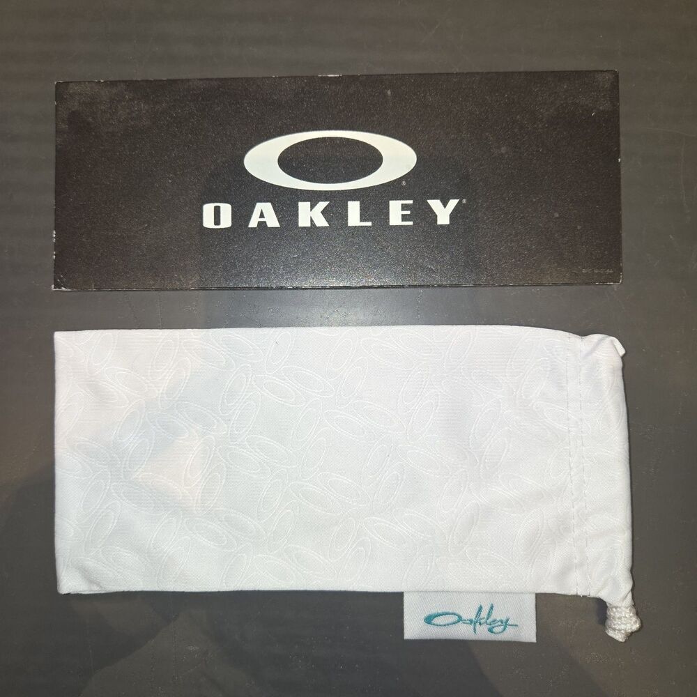 Oakley White Icon O Microfiber Sleeve Case For  Women's Sunglasses Authentic New